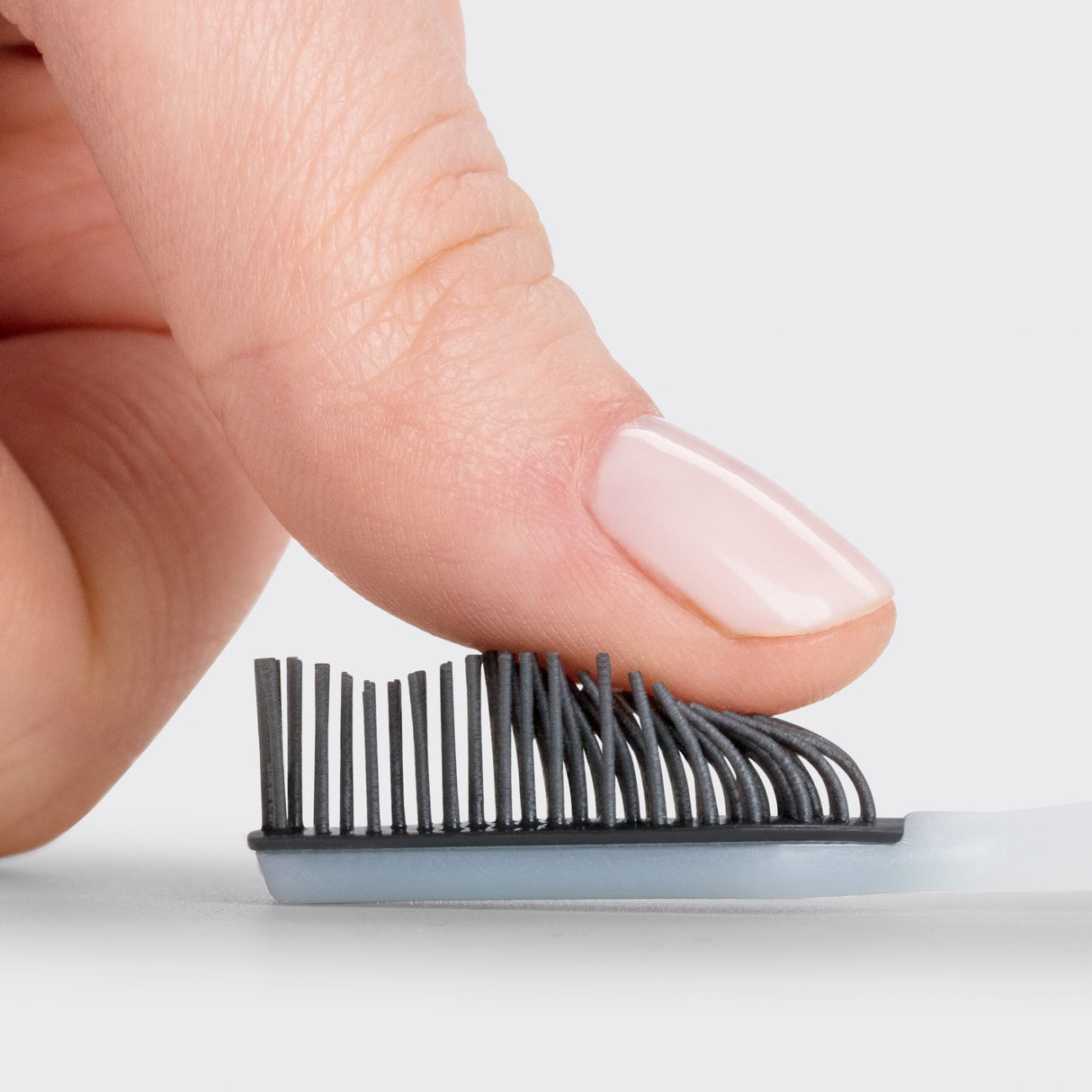 ;Elastic_gallery2;Elastic_gallery3;Elastic_gallery4;Flexible-Tough-bottle-in-hand;Flexible-eggs;Flexible-sole-diagonal;Flexible-tire-on-supports;Flexible-toothbrush-close-detail-grey;Flexible-Tough-bottle-open;Flexible-two-tires;flexible