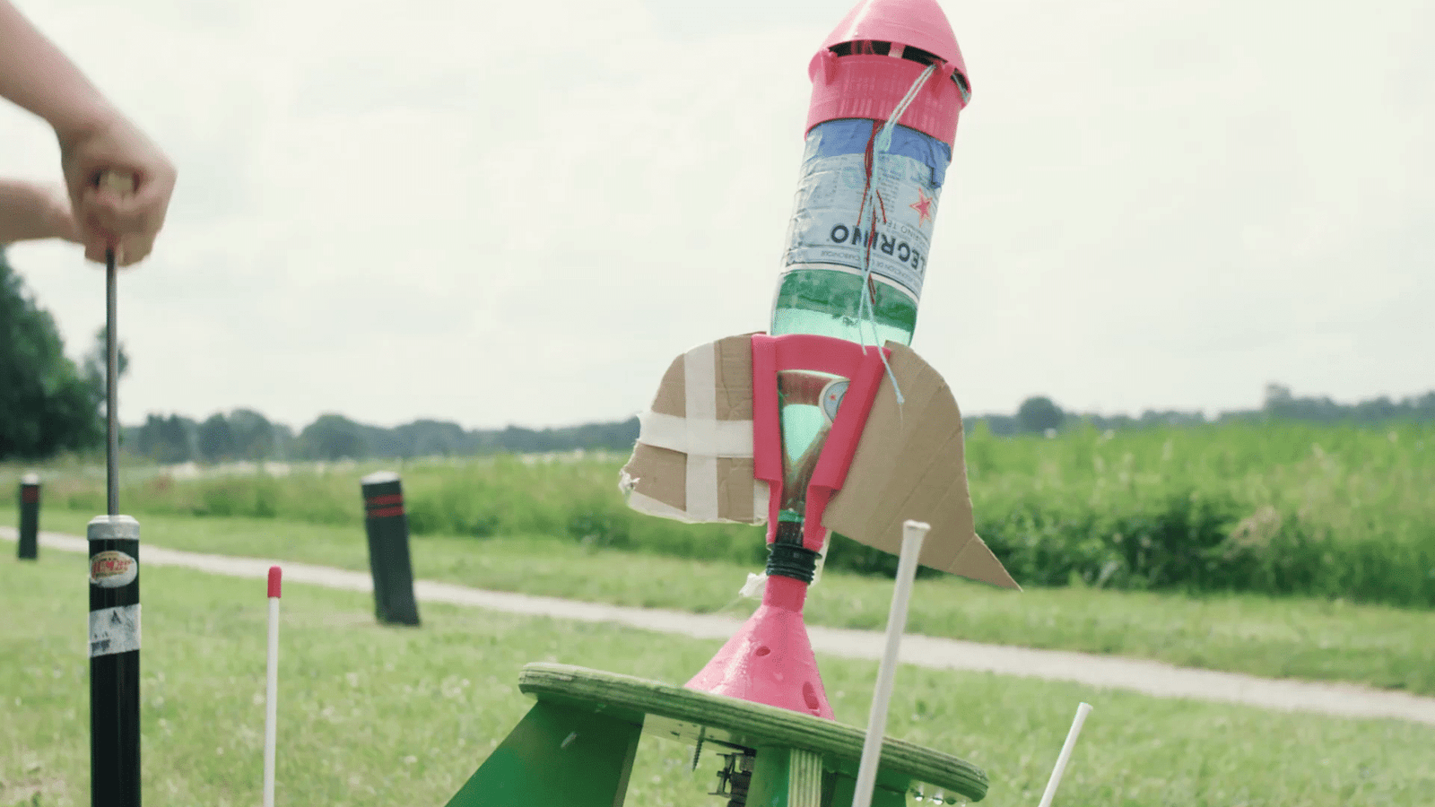 Učenje STEM-a pomoću 3d printanih flaša-raketa